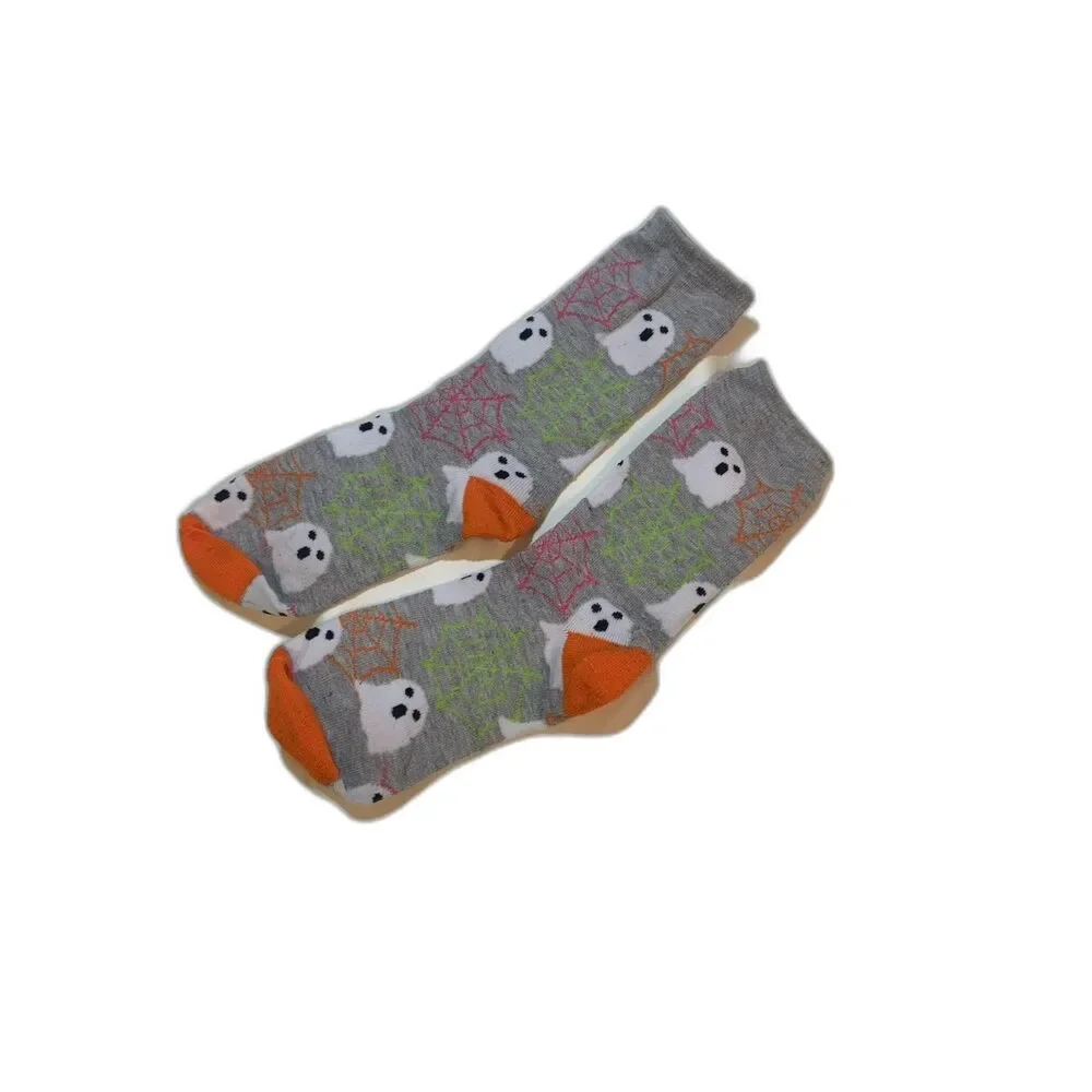 N/A *ghost socks